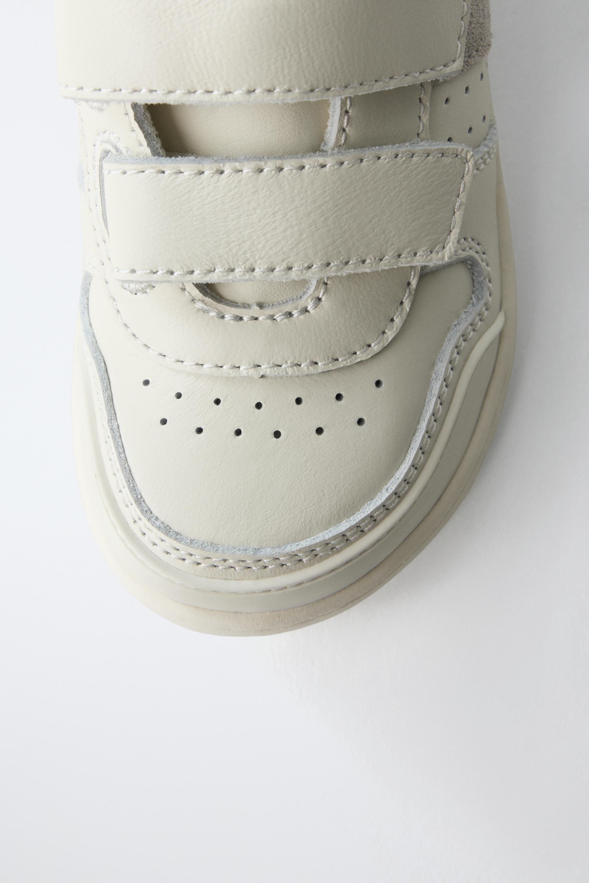 TENNIS BAREFOOT EN CUIR